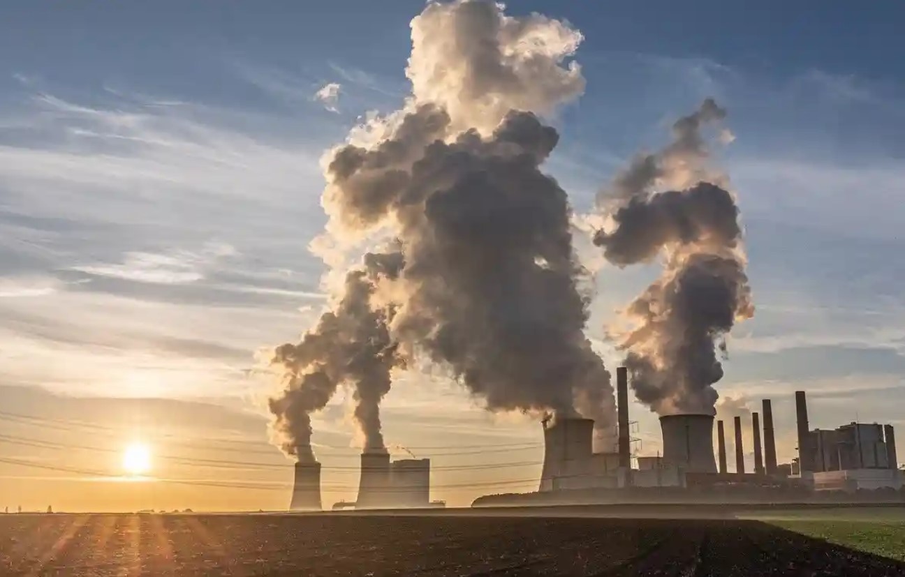 Weltweite CO₂-Emissionen aus dem Energiesektor erreichen neuen Rekord