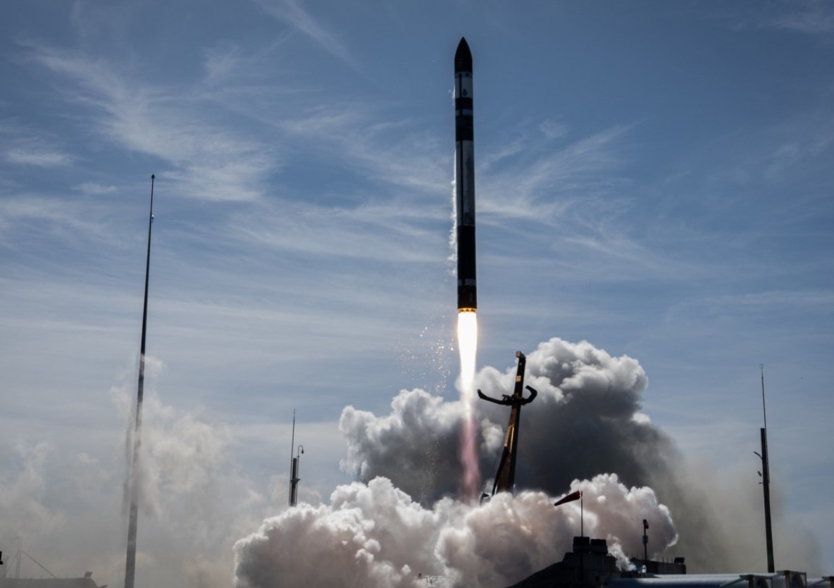 Rocket Lab bringt „geheimen“ Satelliten erfolgreich ins All