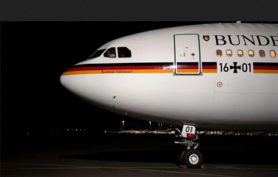 Regierungsflugzeug muss in Leipzig notlanden