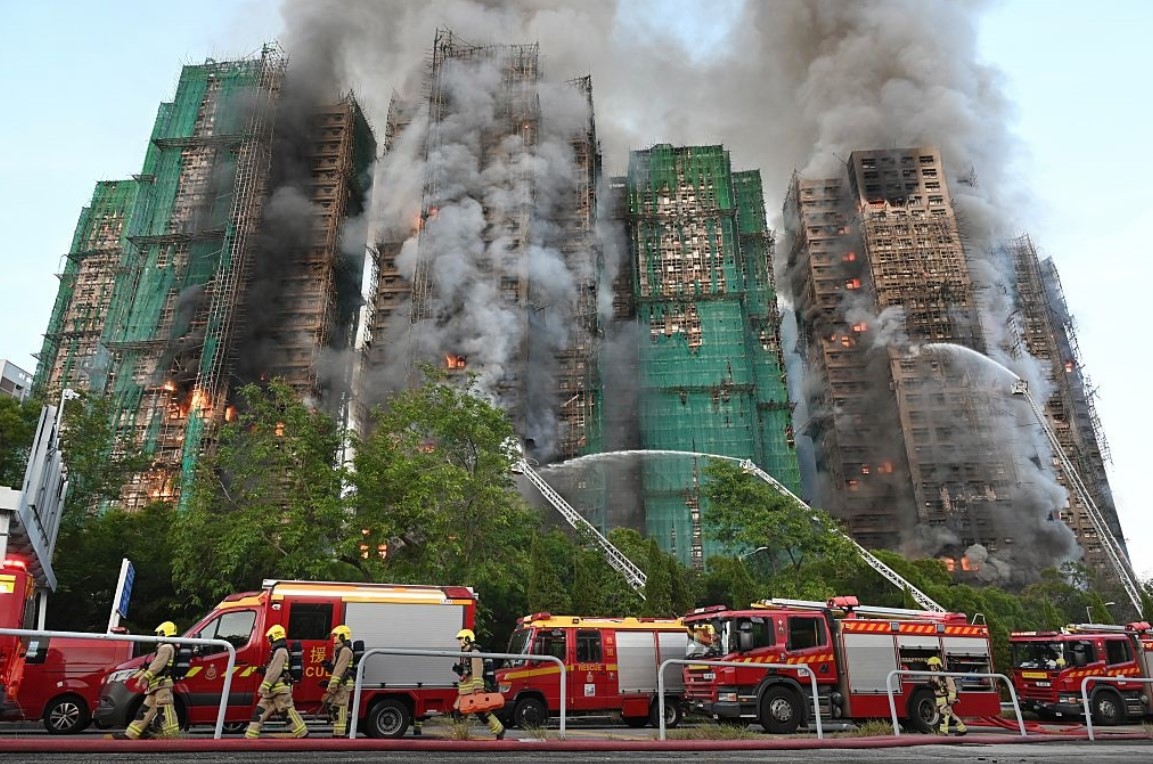 Brand in Hongkong: 44 Tote