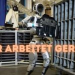 🤖 Boston Dynamics präsentiert kommerzielle Version des humanoiden Roboters Atlas