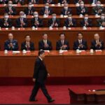 China verfolgt fast eine Million Menschen innerhalb eines Jahres