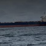 🇷🇺🇺🇸 Russisches U-Boot eskortiert von den USA verfolgten Öltanker