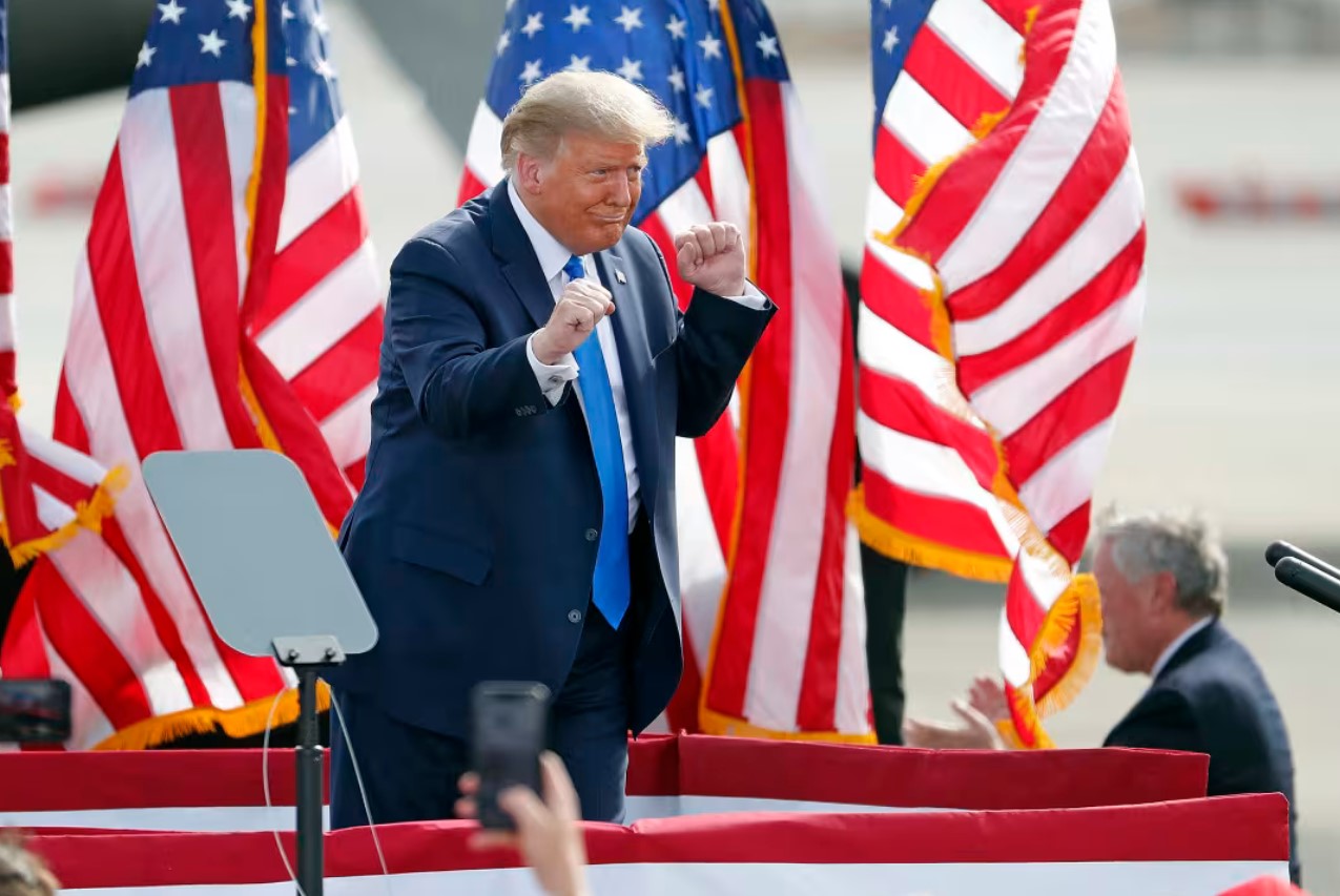 Machado überreicht Trump Nobelpreis-Medaille