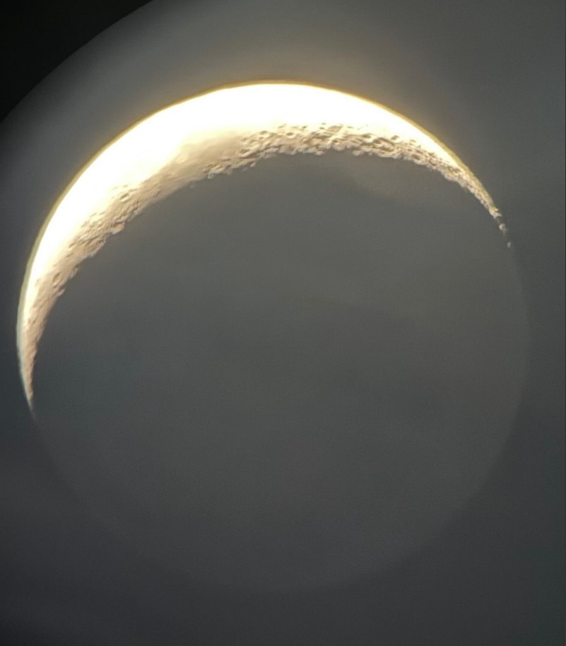 Der Mond schrumpft weiter